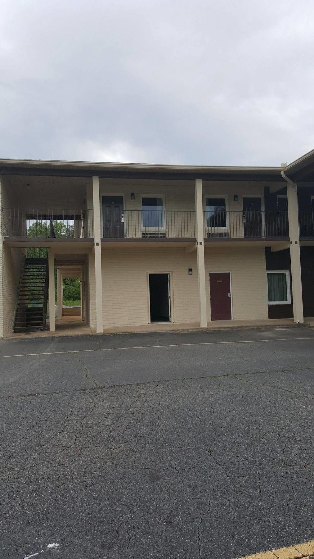 Econo Lodge Forest City Ngoại thất bức ảnh